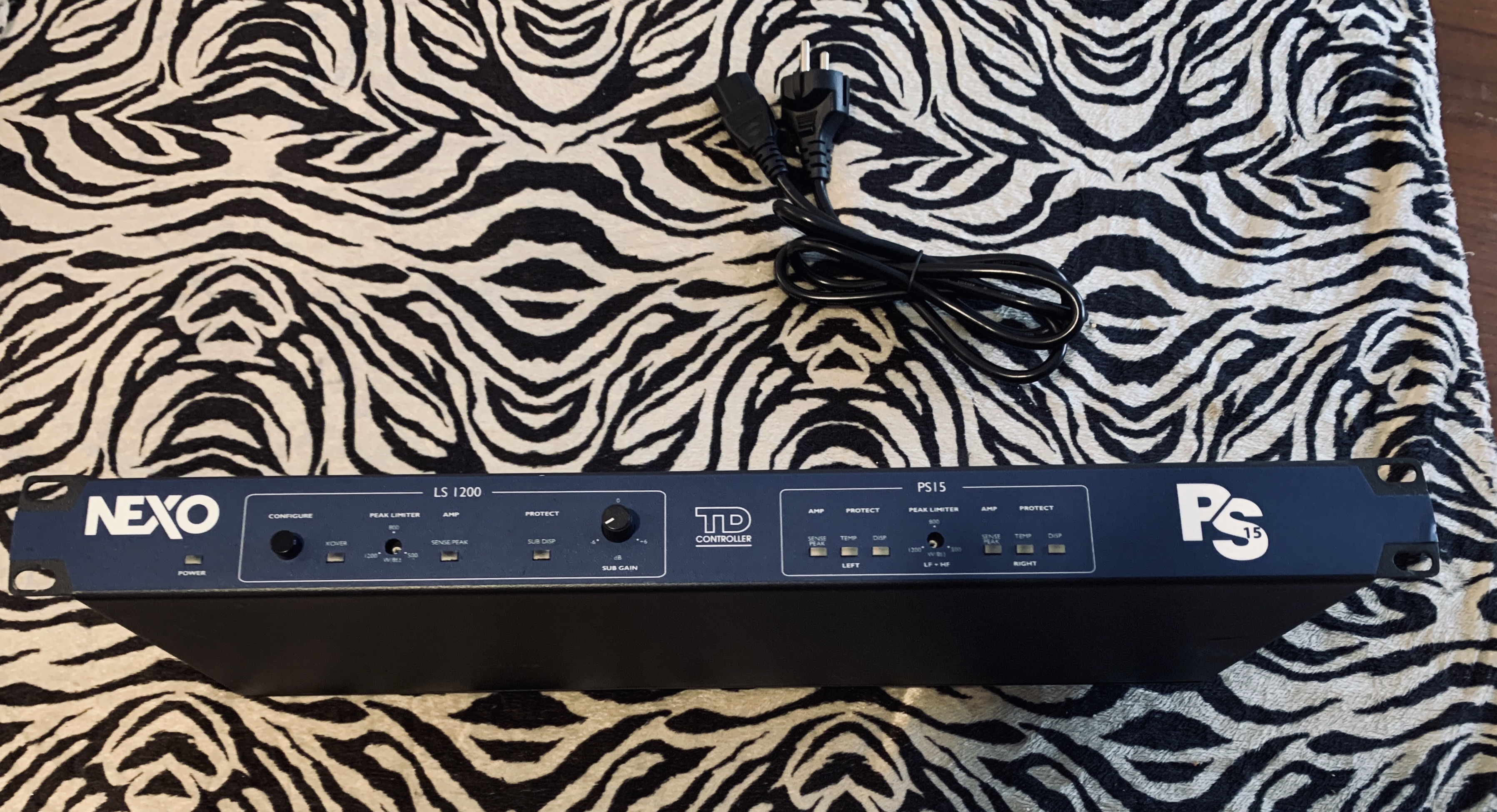 NEXO PS15 TD controller — Product reference photo