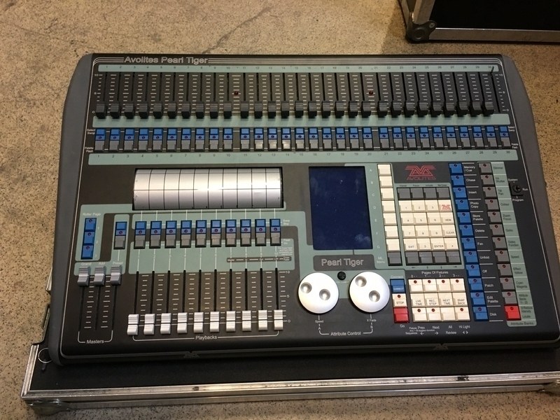 Avolites Pearl Tiger — Model-specific reference photo