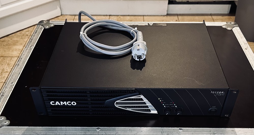 Camco Tecton 38.4 amplifier — Model-specific reference photo
