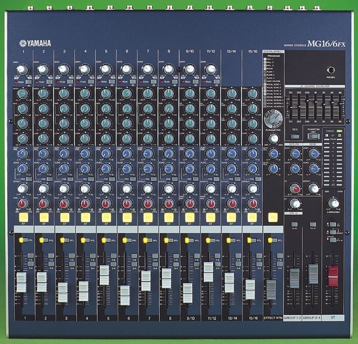 Yamaha MG16FX mixer — Model-specific reference photo